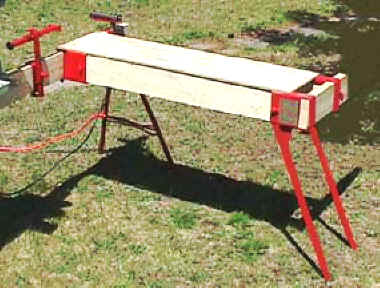table only.JPG (21964 bytes)